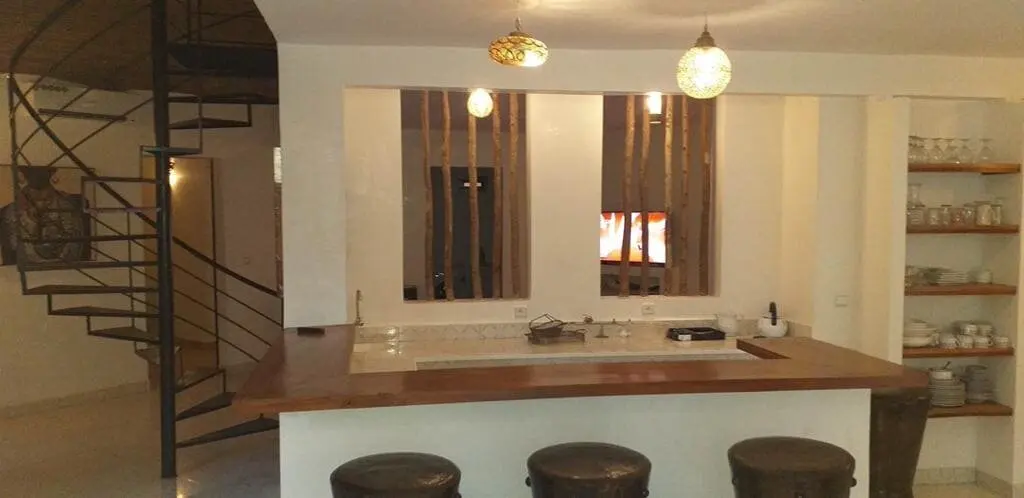 Villa de 352 m² à vendre à Saly - miniature 4