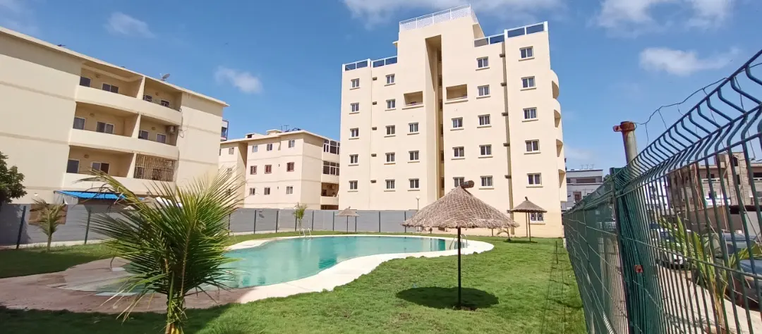 Appartement à vendre à la Zac Mbao - miniature 1