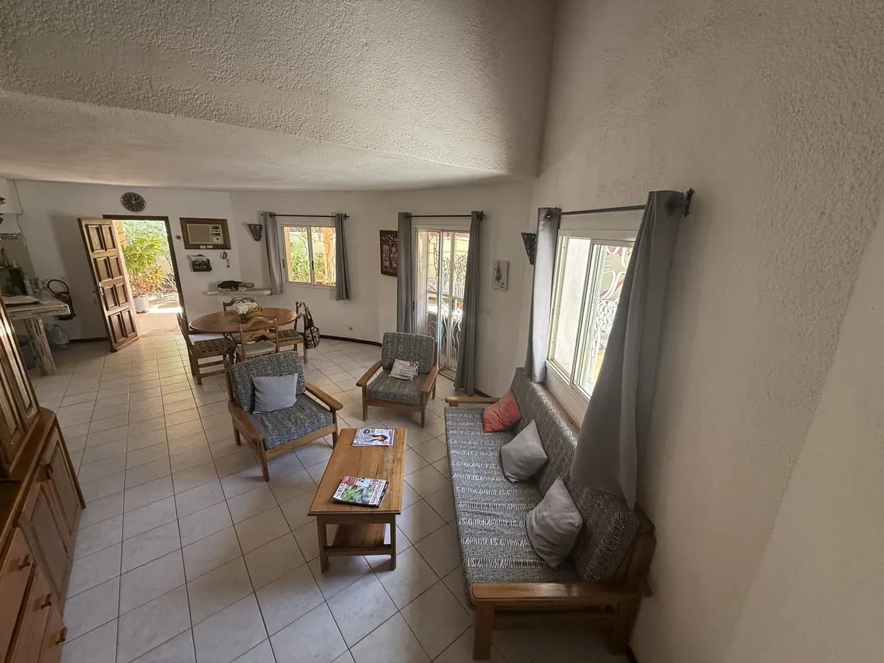 Villa 4 chambres à vendre à Saly - miniature 2