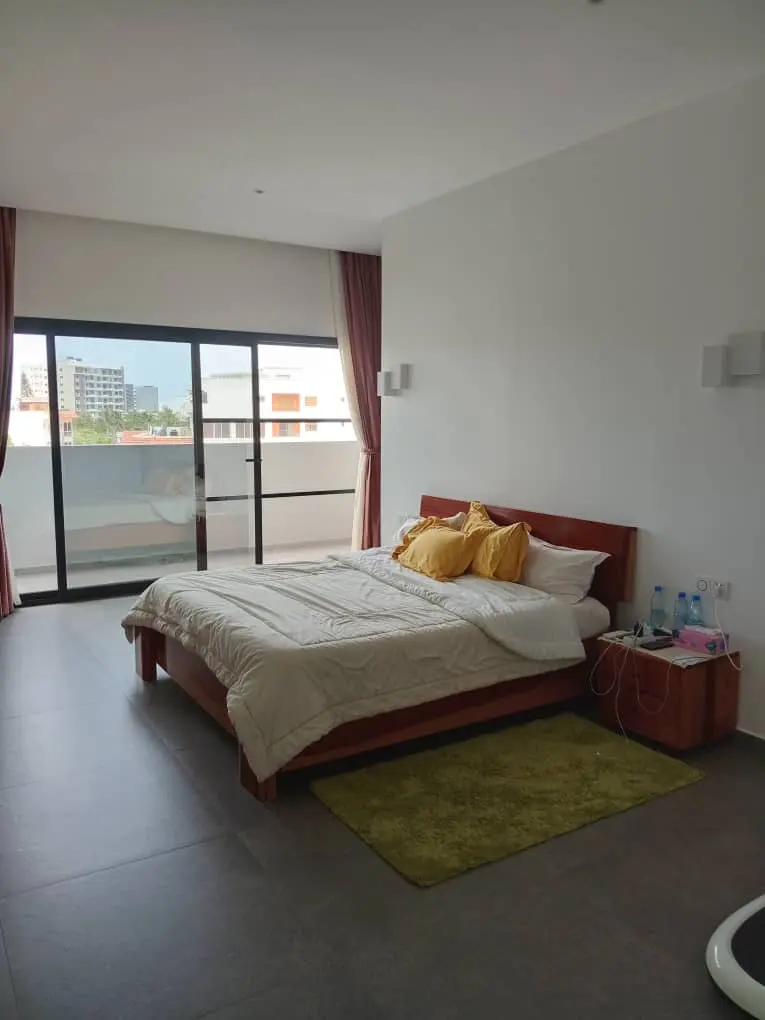 Appartement à louer aux Almadies - miniature 2