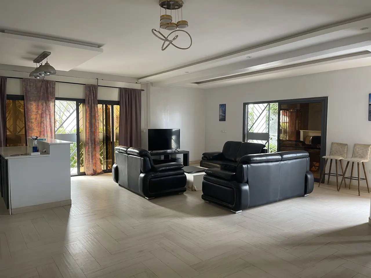 Villa 5 chambres à vendre à Somone