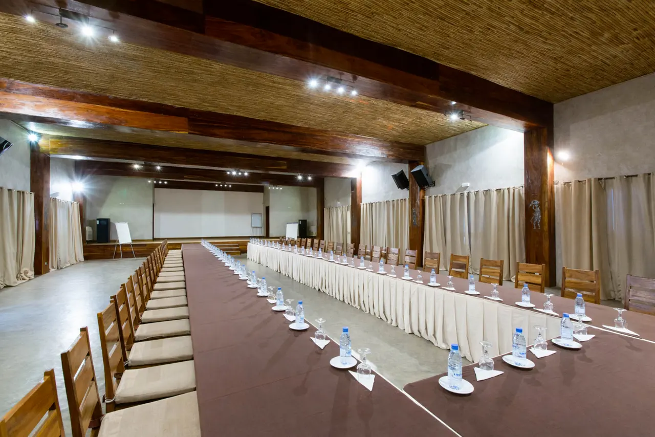 Salles de séminaire du Royal Horizon Baobab à La Somone